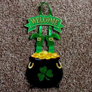 St. Patrick’s Day Welcome Decor